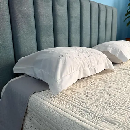 Spacious Triple With Balcony بيت ضيافة Kamez