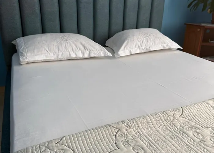 Spacious Triple With Balcony Kamez