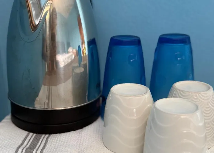 Guest house Spacious Triple With Balcony *