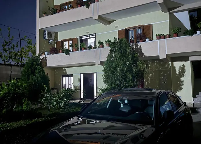 Spacious Triple With Balcony * Kamez